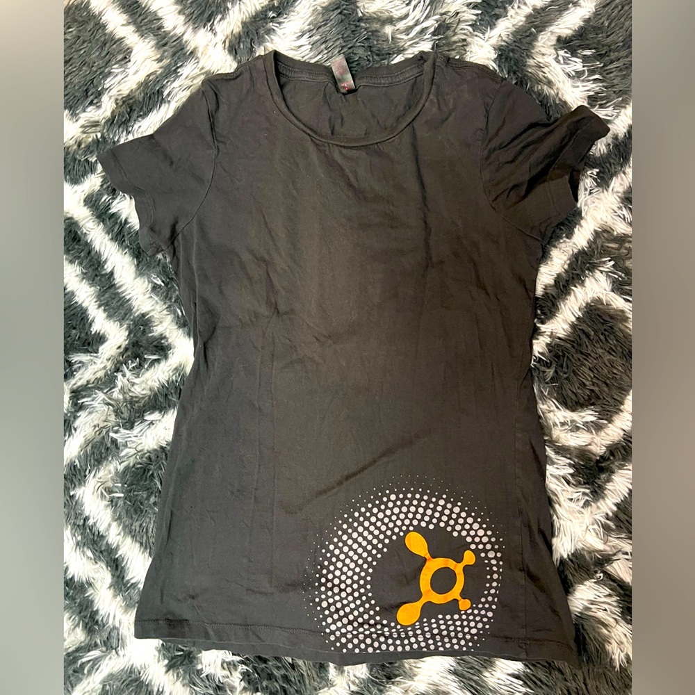 Orange Theory District Made Size Small Grey Shirt EUC